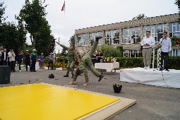 image24