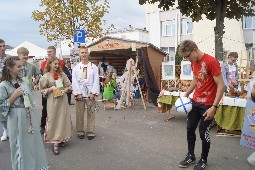 image24